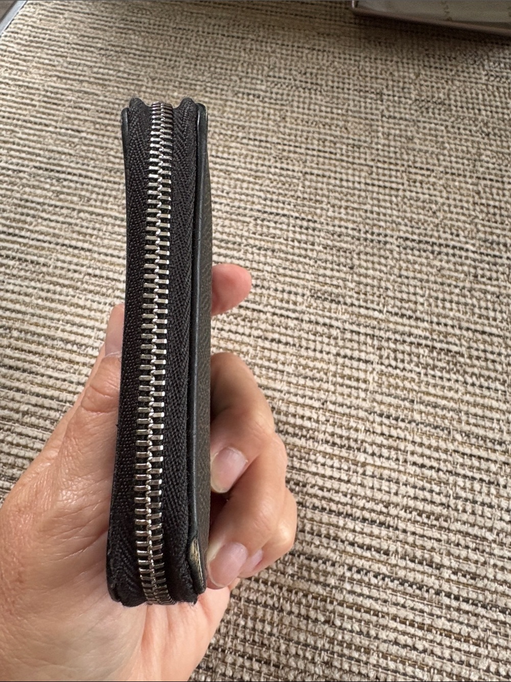 Authentic BVLGARI Herringbone Compact Zip Around Wallet Coin Purse Black Gray - Picture 7 of 11